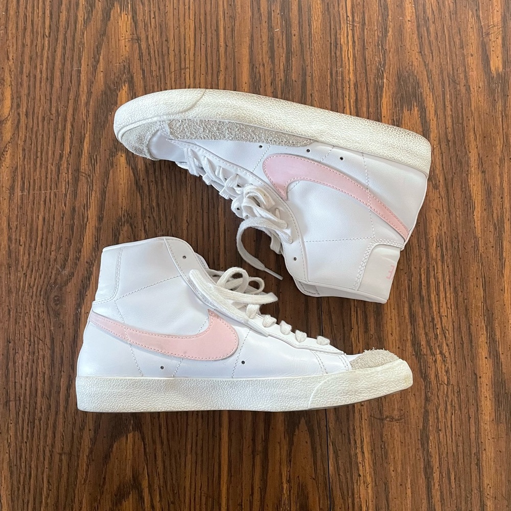 NIKE Blazers